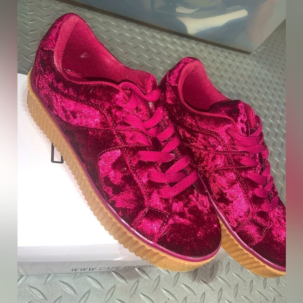 Cape Robbin velvet creepers sneaker goth classic spring maroon boho classic shoe